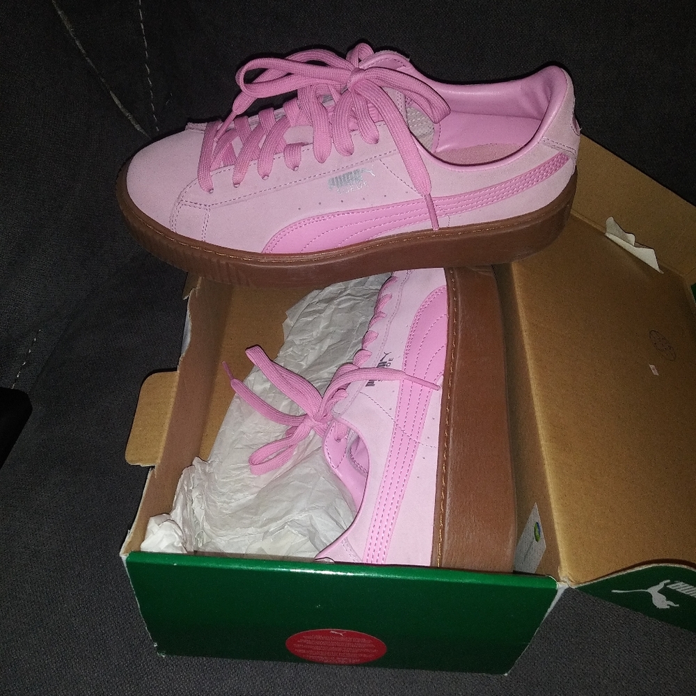 Puma Sneakers